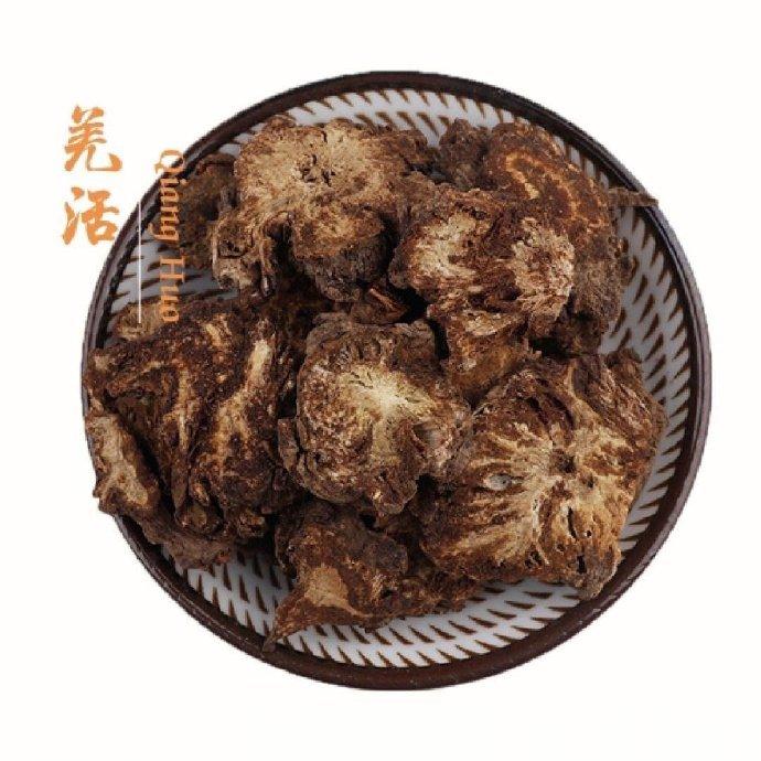 #每天一味中草药# 羌活这是发生在东汉末年的关于中药羌活的故事，有一次，两个病人