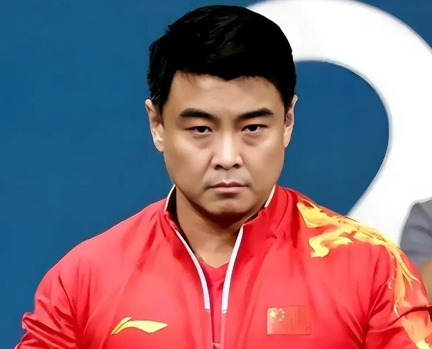 亚运会男团首战，王皓为什么宁可上黄友政，也不给向鹏机会？
 
王皓没有按照“谁状
