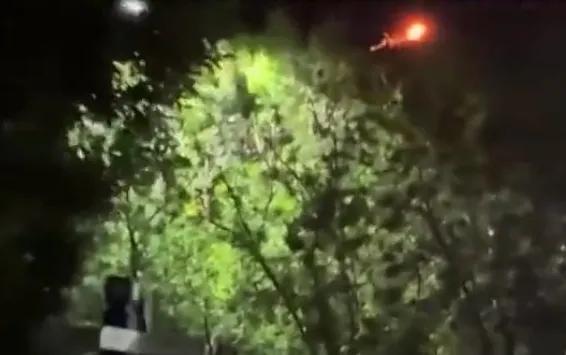 山东多名网友发声惊现“天外飞仙”被击落？目击者称声音像炮弹一样，误以为是导弹。潍