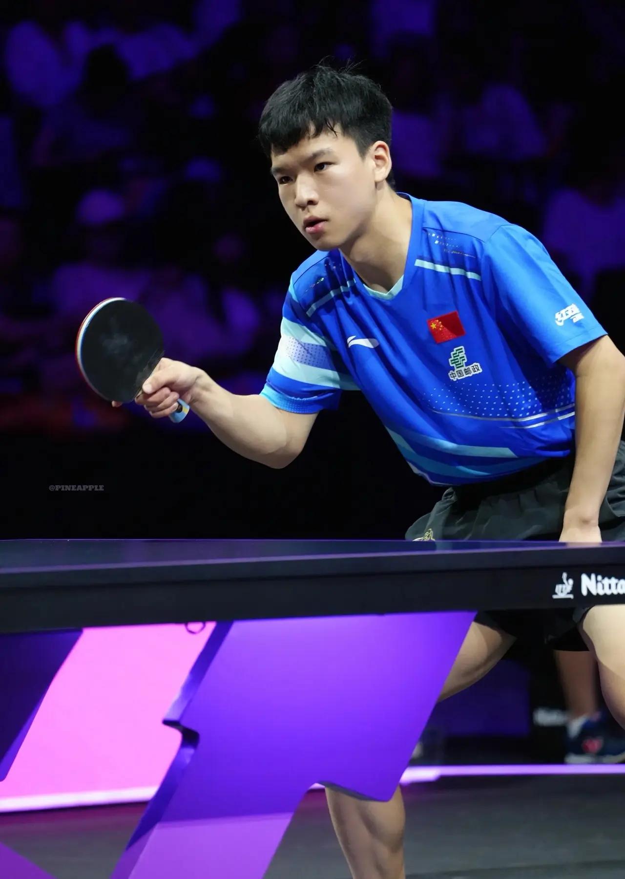 国乒国乒队的任何一个球员。都是神一般的存在。对于世界其他国家都是一种碾压。只不过