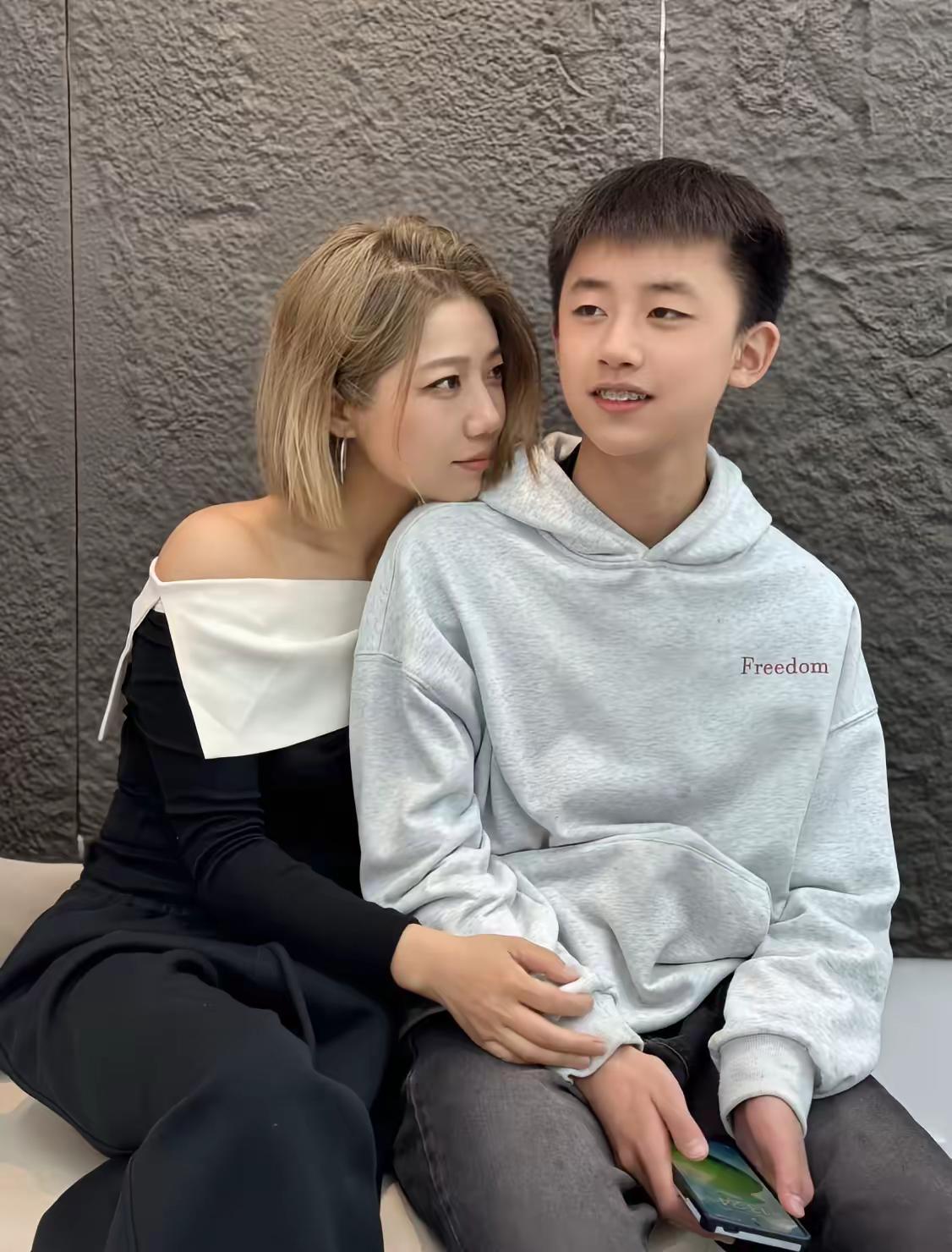 我的男孩。你是我眼里的光啊