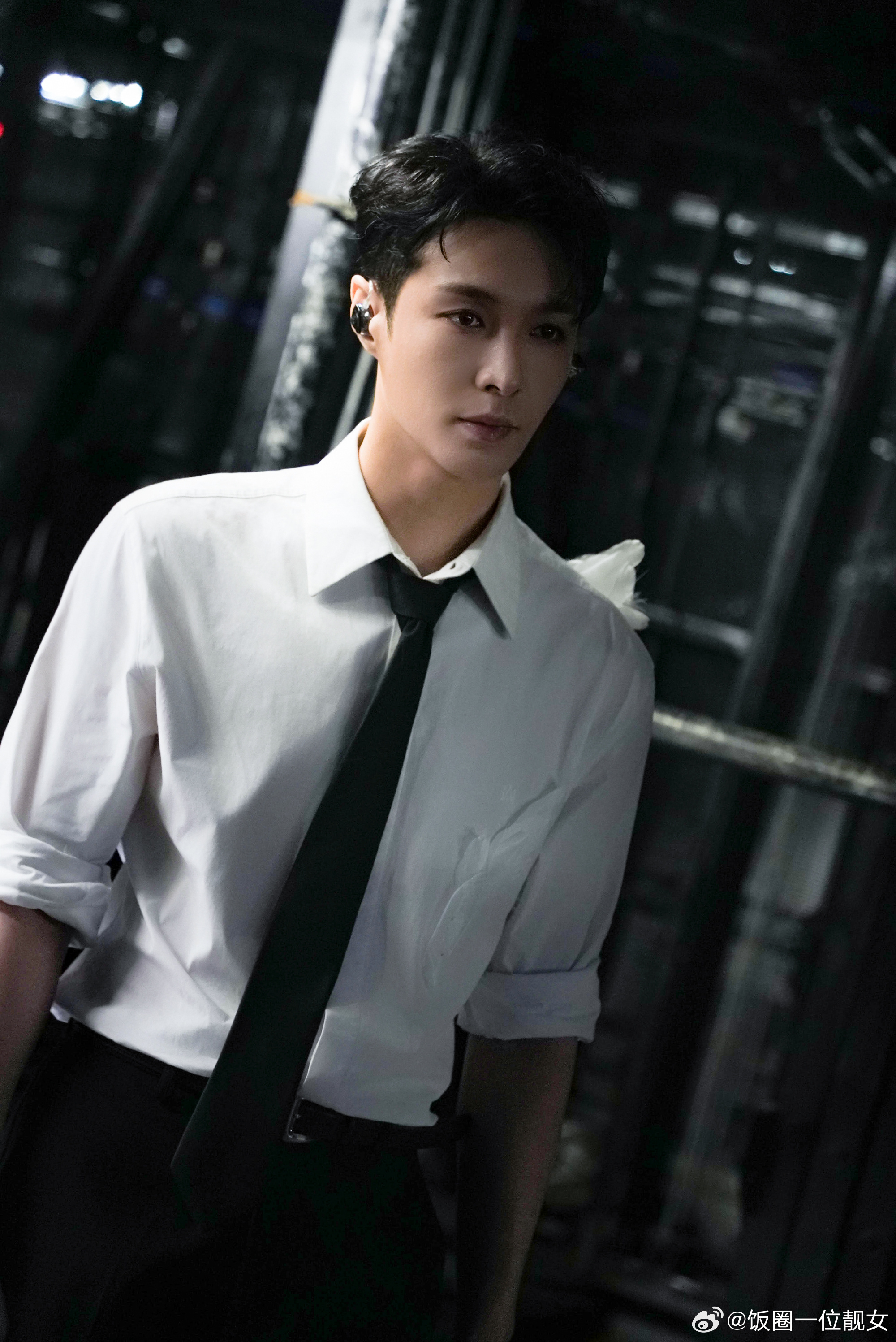 娱乐圈吃瓜三大定律：汪峰确定瓜的时间，韩红确定瓜的人物，张艺兴确定瓜的大小程度