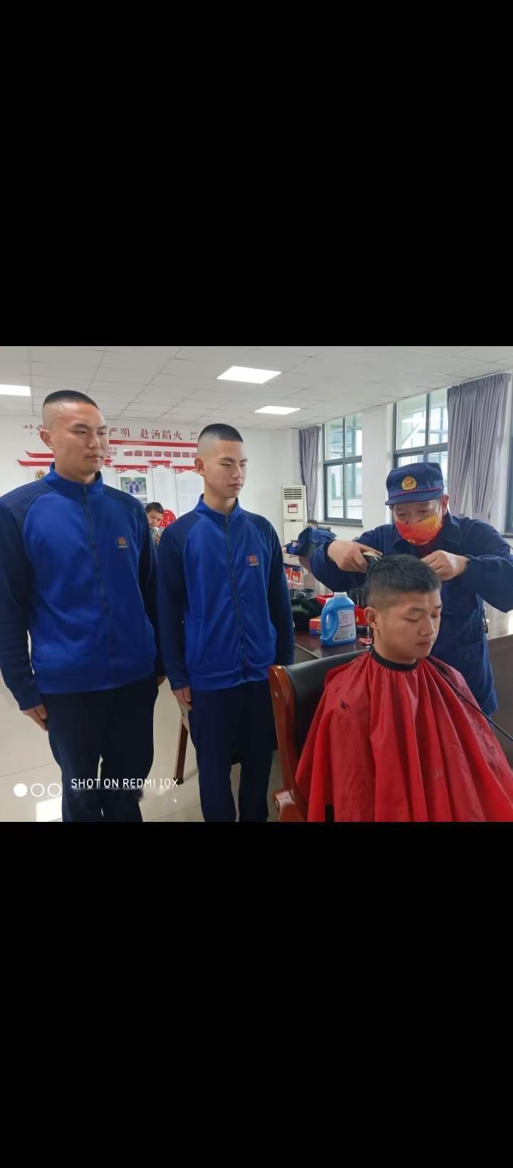 我要为嵊州消防员们免费理发一辈子