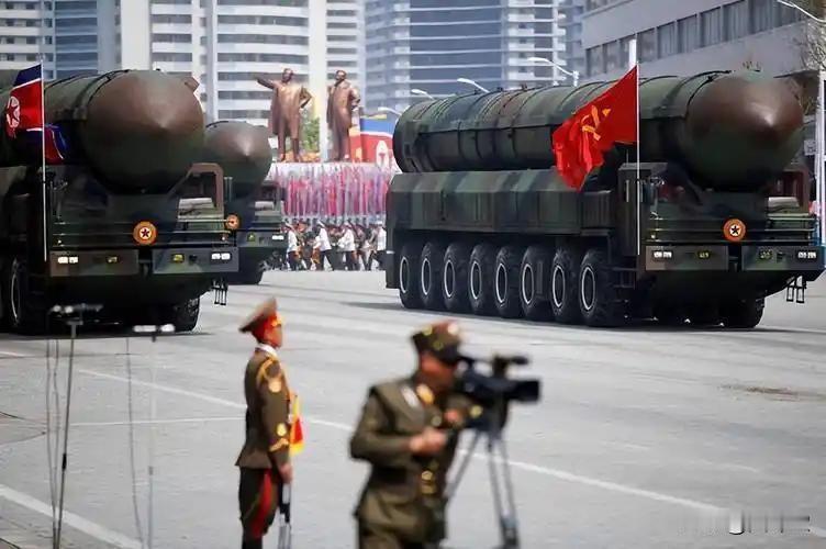 朝鲜导弹能打到美国本土，但美国对朝鲜的态度，跟对伊朗、叙利亚完全不同。对伊朗，特