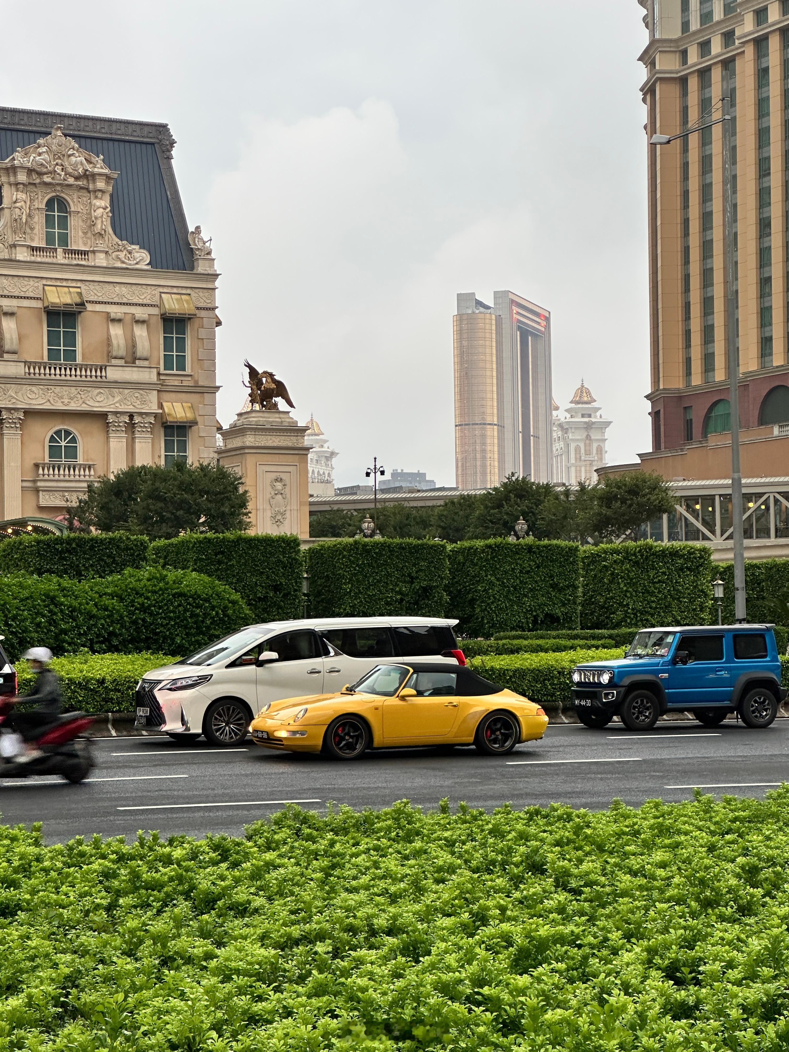 不知道敞篷993，在澳门要什么行情呢[思考] ​​​