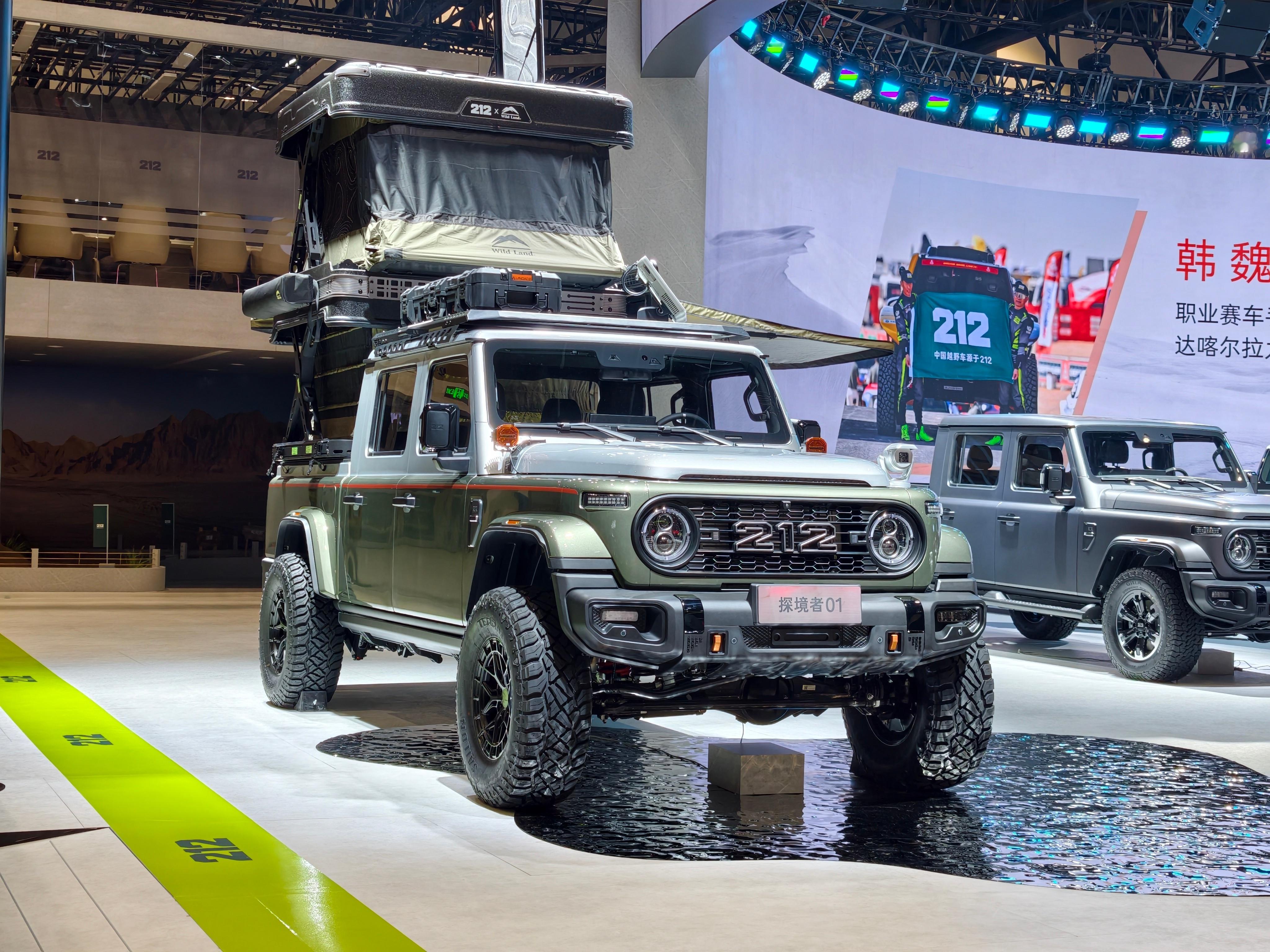 212越野车，有没有喜欢的小伙伴。五一假期来了，大家准备去哪玩呀。开着越野车，出