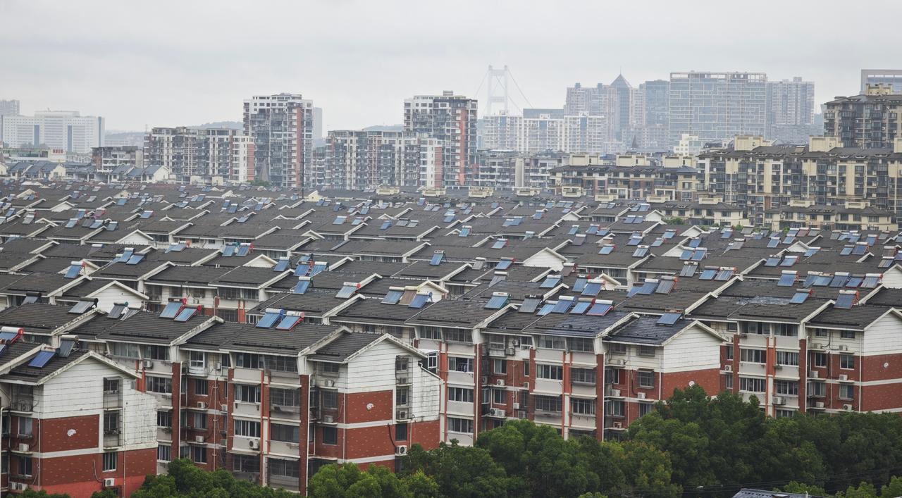 入梅后的华东天天下雨，空气湿度闷的不行！  ​​​