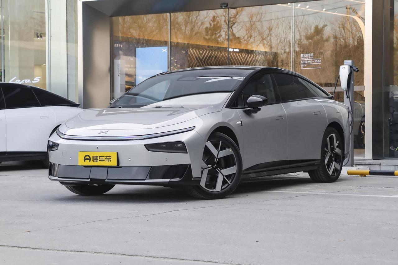 纯电续航430Km！综合续航超过1500Km，全新小鹏P7+这波真要火
最近打算