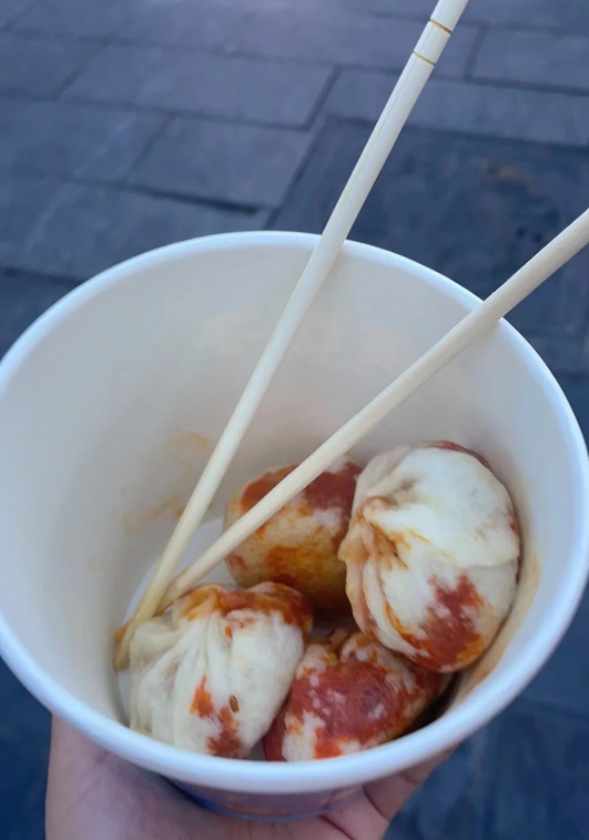 谁家好人天天吃包子啊 
