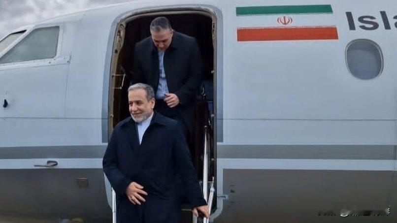 突发新闻：据伊朗报道，伊朗外长阿巴斯·阿拉格奇将于4月24日（星期五）晚间开始，