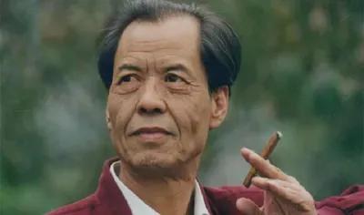 一省里的大官，摆出高高在上的架子问陈忠实：“小陈啊，怎么不写了”，陈忠实一句“你