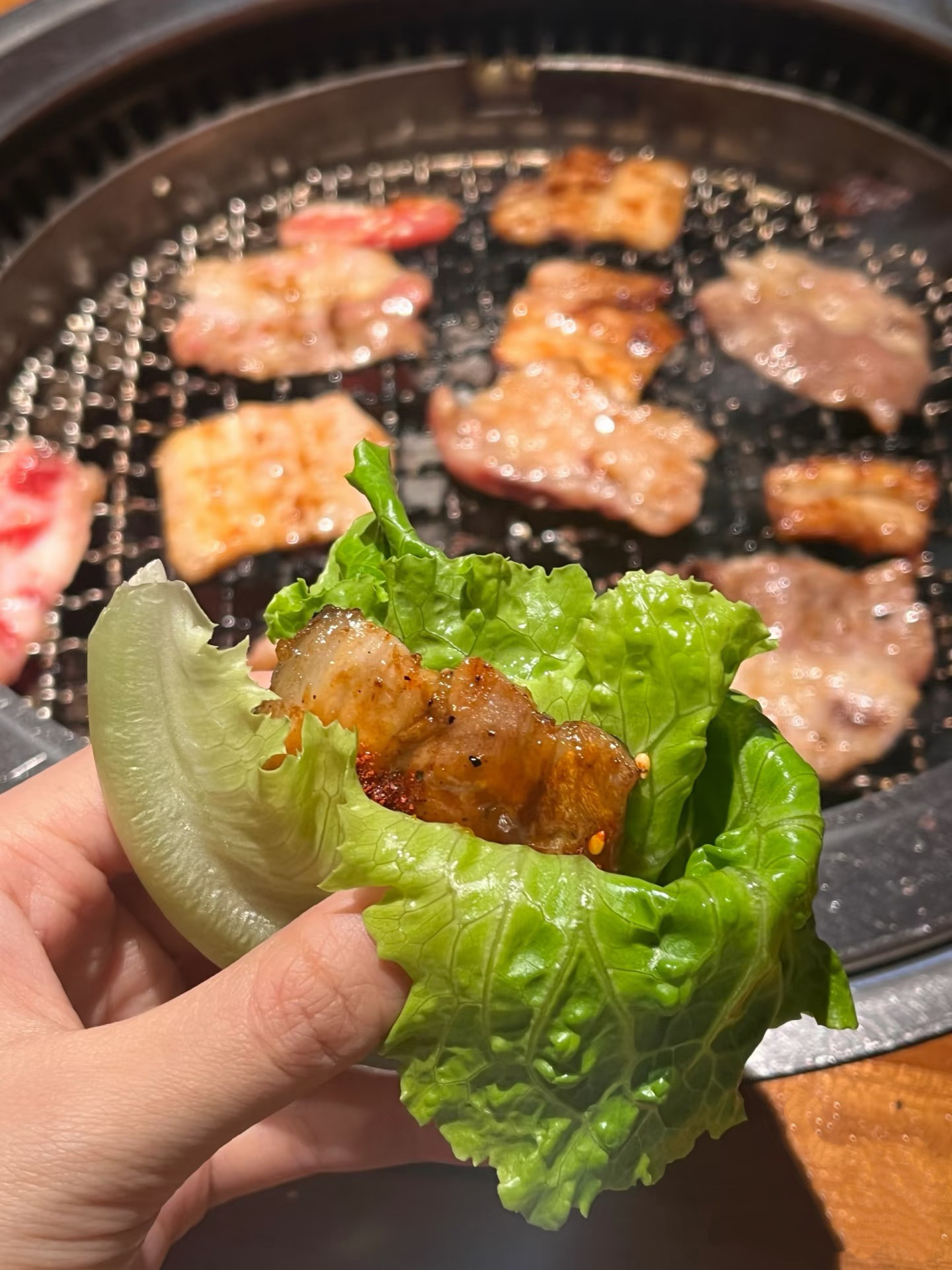 今天不健身，出来吃肉🥩没有什么是一顿烤肉不能解决的。 