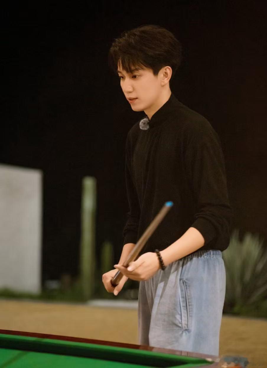 曝王子奇恋情点进来发现已辟谣，王子奇和台球的恋情已经很多年了王子奇方否认恋情