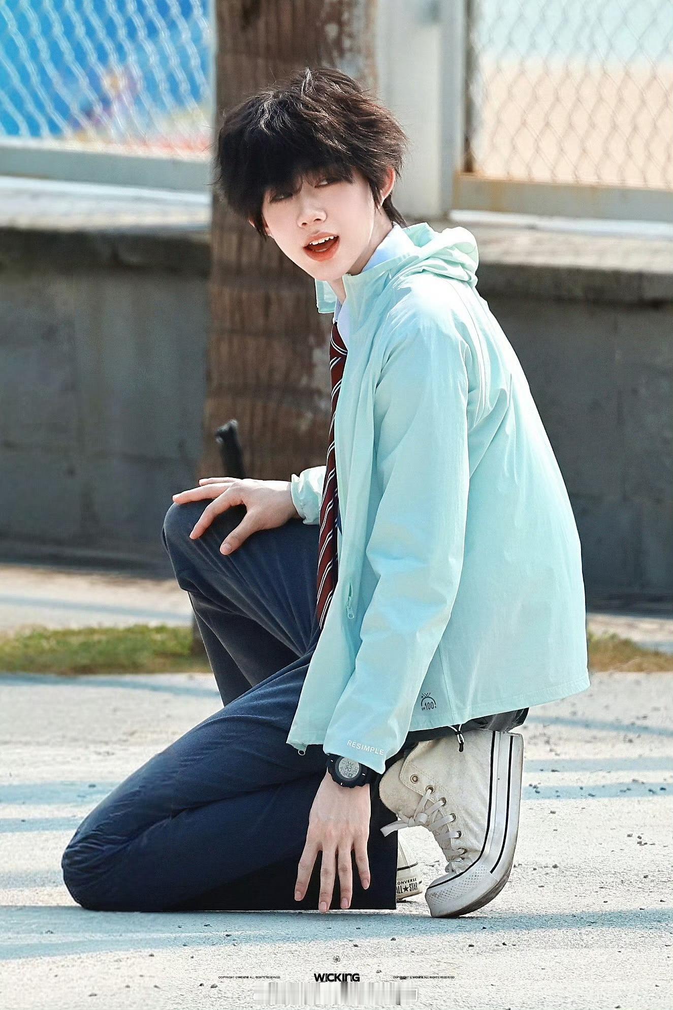 陈奕恒《我们的少年时代2》今日路透薄荷味的学长林清源太美好了拍摄顺利，期待林清源