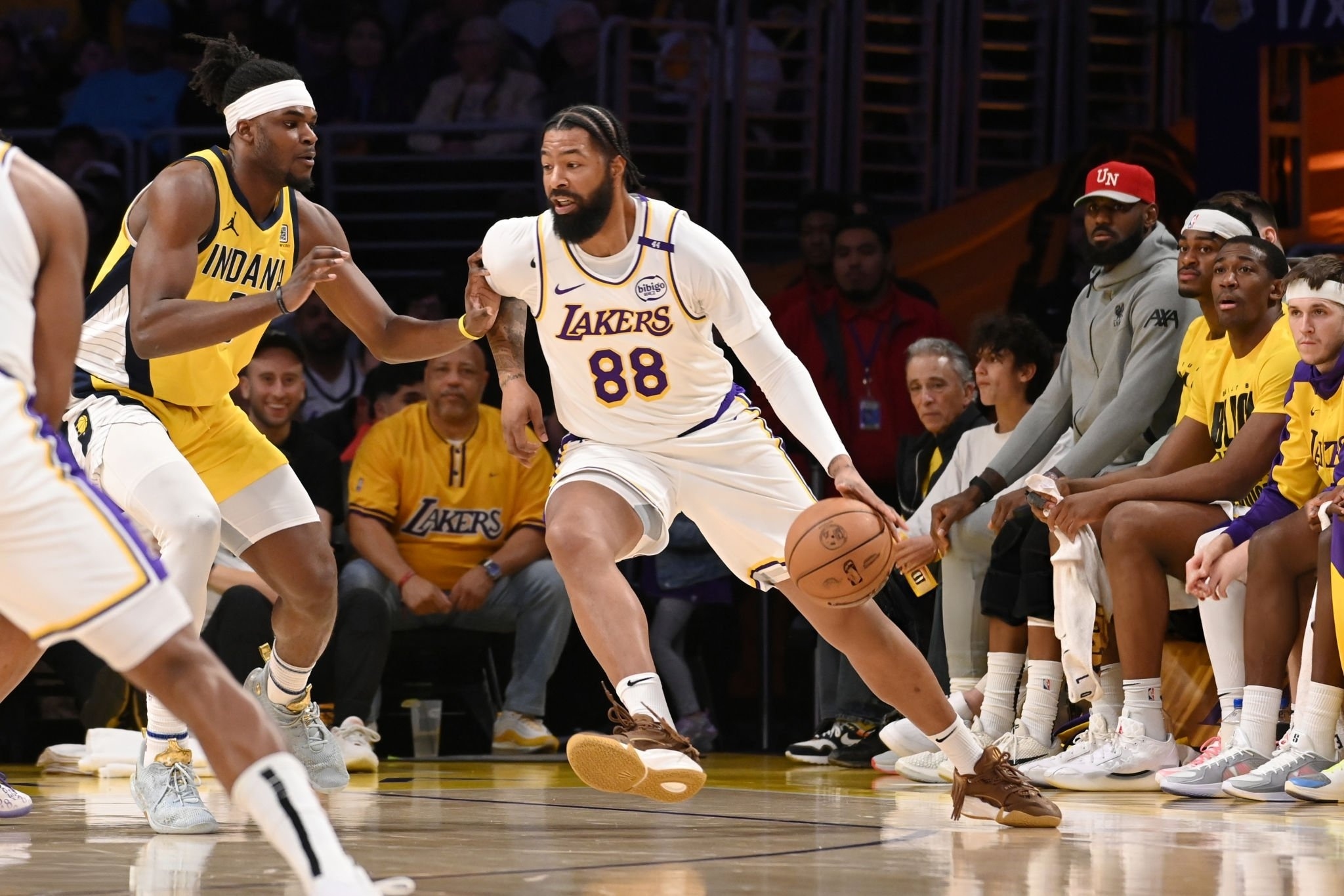 SNEAKERS ON COURT  Markieff Morris 👀📷: