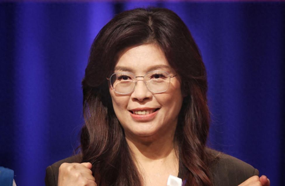 郑丽文200万驰援大陆灾区，国台办回了2个字，台当局意识到不对劲
 
危难最能真