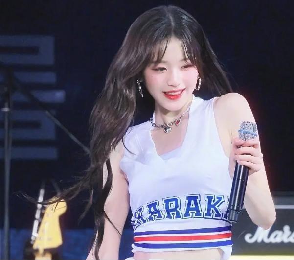 超级偶像张元英太美太甜辣啦！[爱慕]一看眼睛就被硬控5分钟！#张元英##张元英身