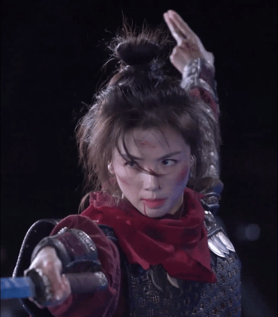#刘涛战损妆# 涛姐战损妆梦回能征善战的霓凰郡主，最后一笑好治愈啊！ ​​​
