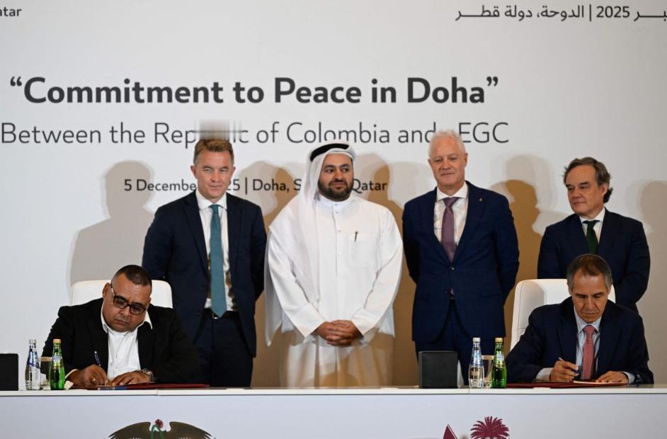 特朗普再出狠招！哥伦比亚贩毒集团被列为恐怖组织，美哥盟友关系彻底破裂
 
美联社