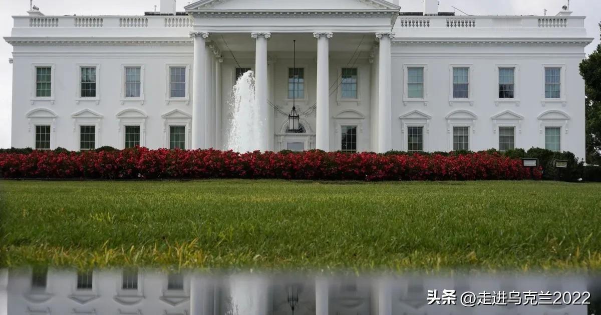 白宫表示，特朗普和普京会晤，是由俄罗斯方面提出的

摘要：特使维特科夫访问莫斯科