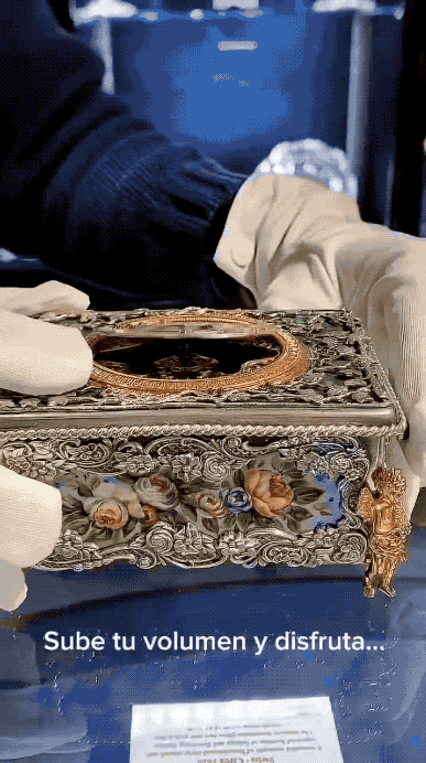 300年前的西方“歌唱鸟盒”机械奇迹：曾是上贡中国皇室的最佳礼品！这段视频展示了