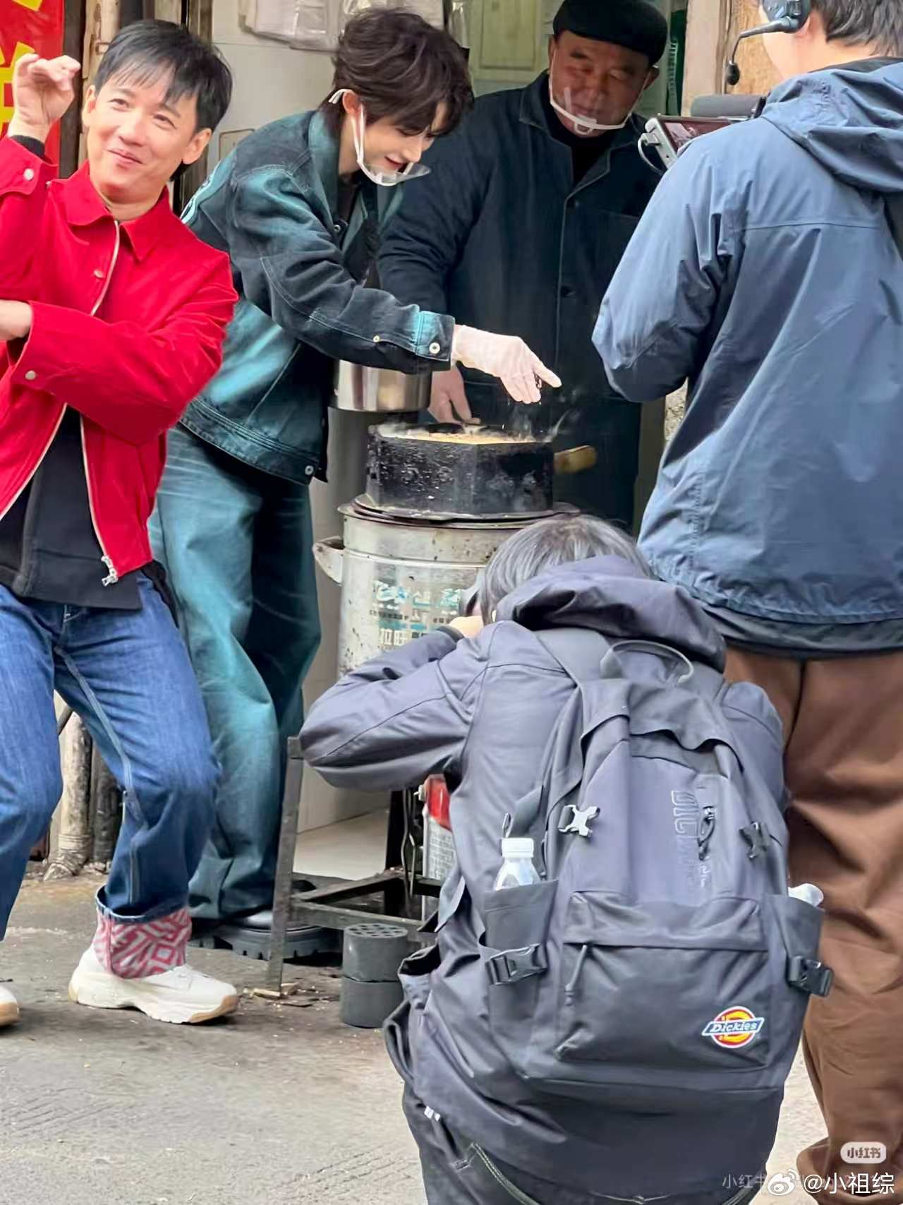刘宇阿牛沉浸式游台州我来到你的家乡定档我来到你的家乡阿牛寻访街头老字号美食，一口