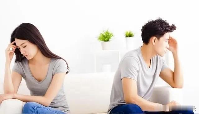 分手之后，礼物到底能不能要回来真是个让人头疼的事儿。
从法律角度看，不同情况有不