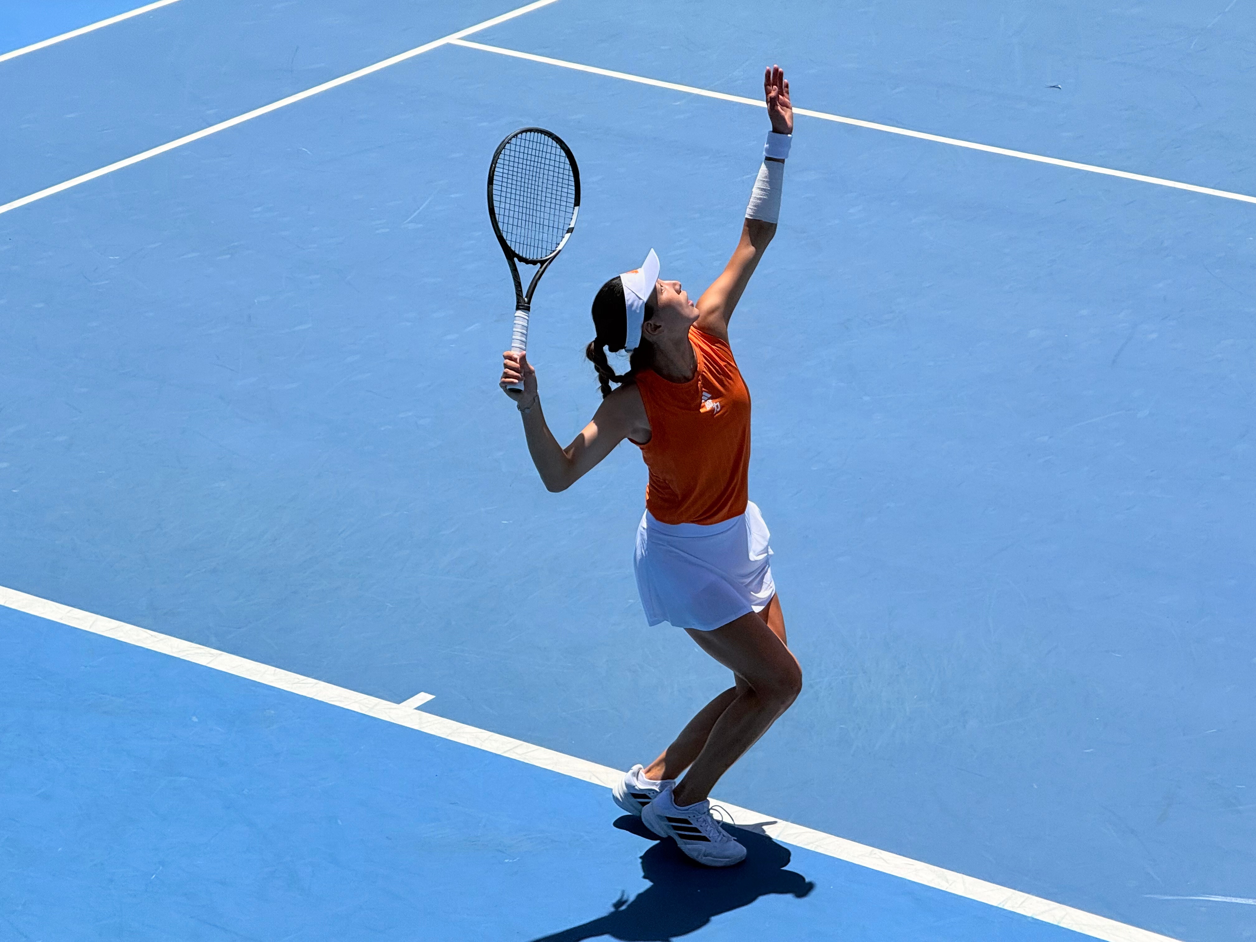 王欣瑜vs奥斯塔彭科 王右第二盘2-4落后背水一战连赢四局，6-4拿下，将奥斯塔