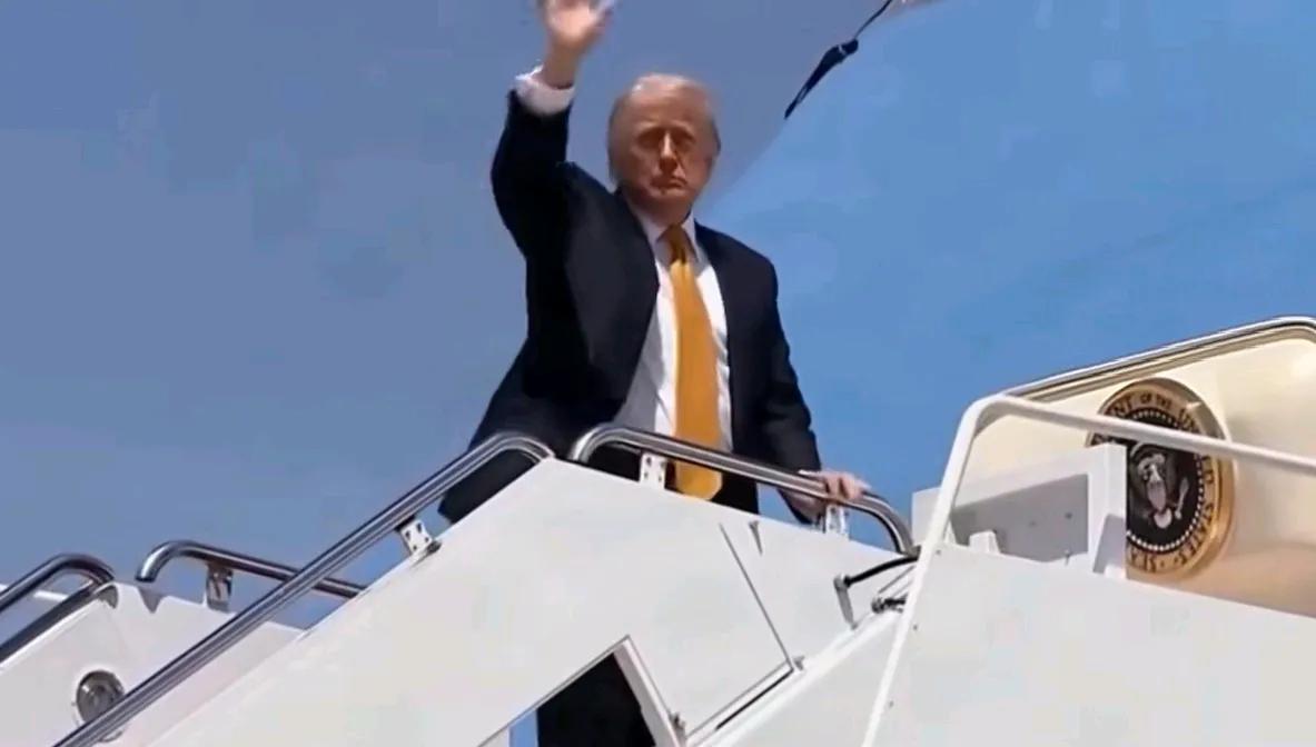 特朗普访华前夕美国又搞制裁，这小动作也太明显了！

刚官宣特朗普要来中国，美国转