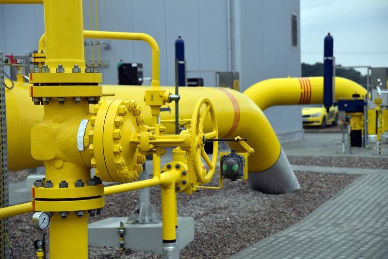 乌克兰终于等到美国供应天然气，美国1亿立方米的液化天然气已经通过波兰天然气管道输