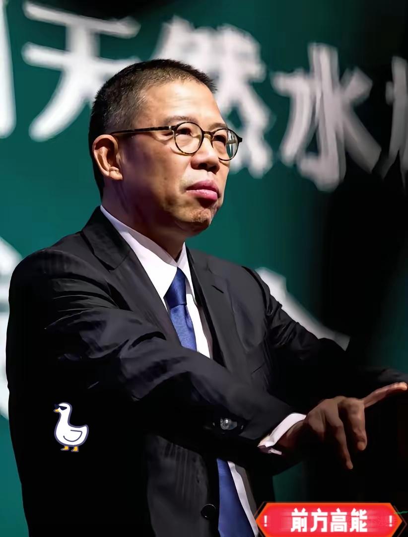 这事让我想起去年我们县一中收到的那笔捐款。一个在外地做生意的老板，给母校捐了五百