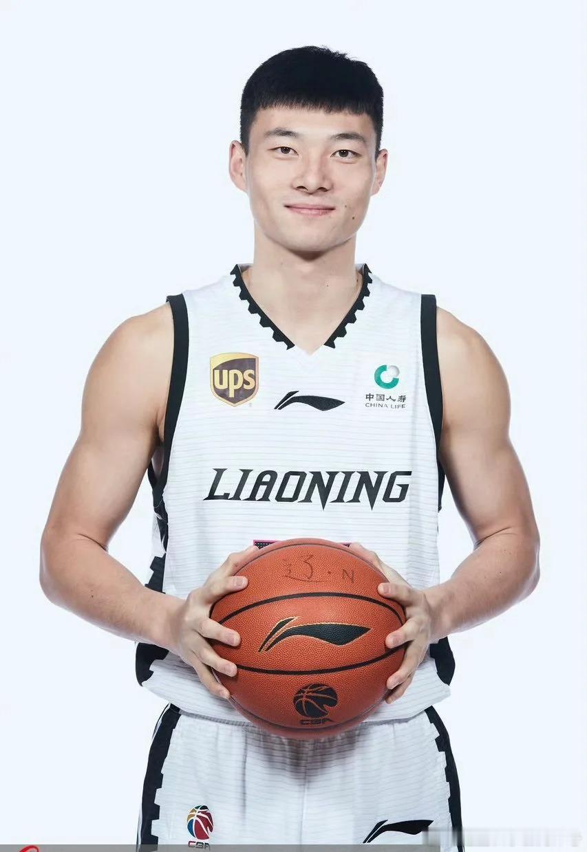 新赛季CBA缩减轮次+拉短比赛时长，156名球员迎来合同年！从顶薪核心到新秀小将