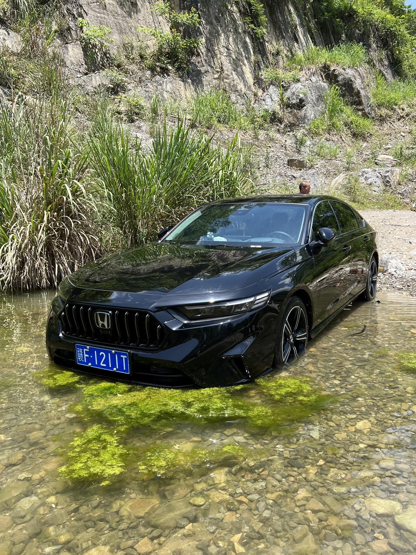 “天气热了 给你降降暑”