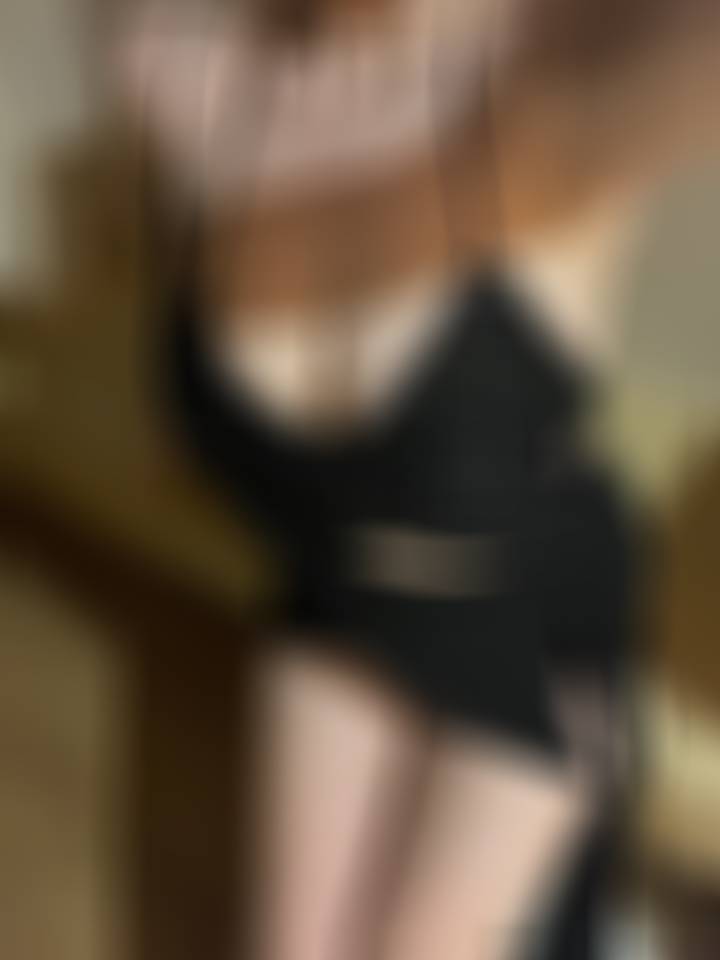 这套衣服我真是越看越喜欢 ​​​