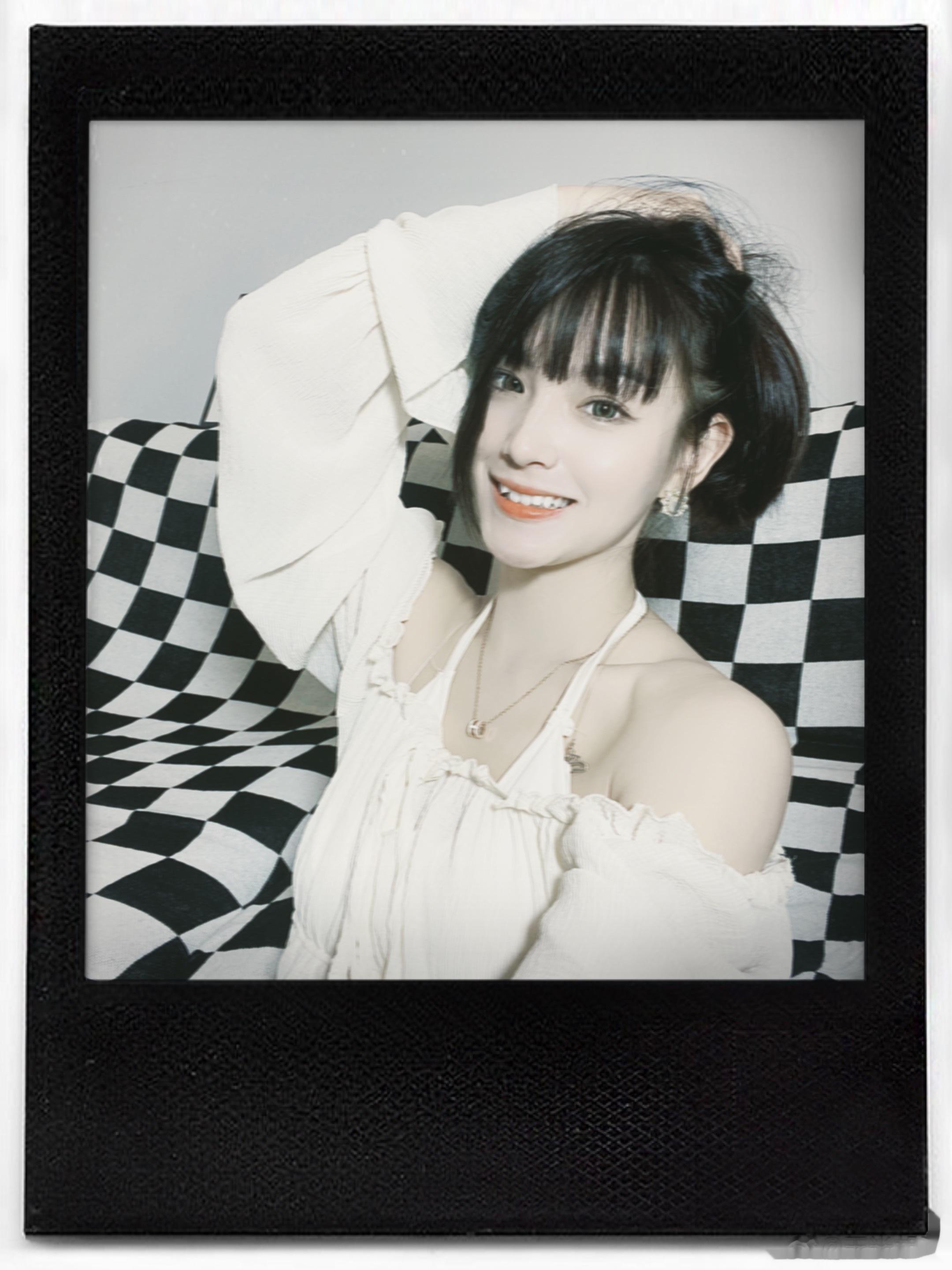 被这段话治愈到：“人生原本就是苦痛的，我们遇到的朋友，吃到的美食，收获的爱，都是