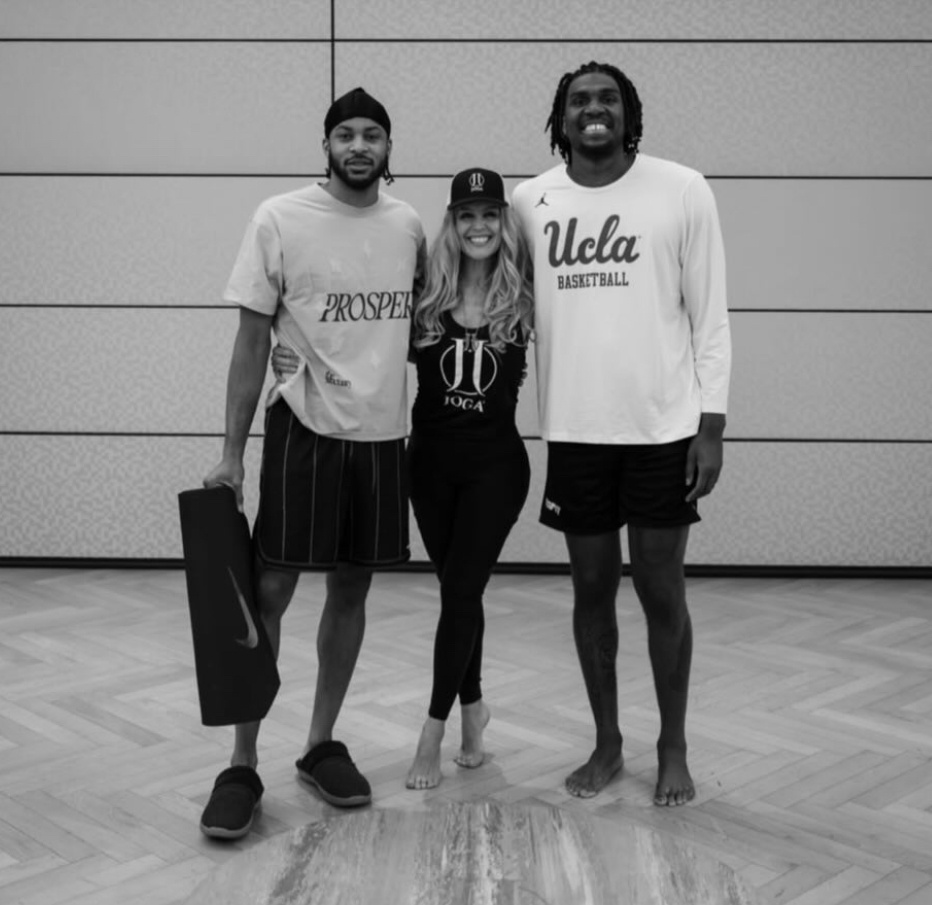 感谢姥爷在穆迪进入联盟时，一直对穆迪很好，教他怎么适应联盟尺度，做板凳时，如何保