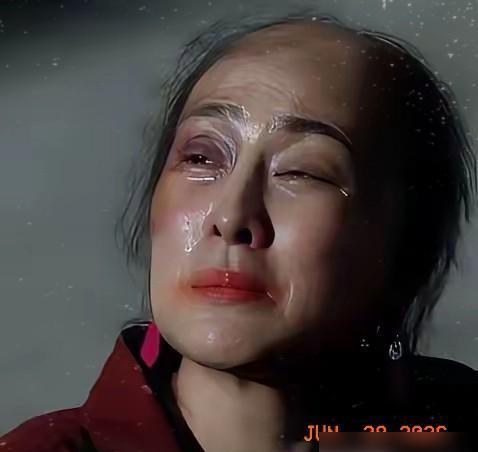 内娱出现了一位让人害怕的演员，她就是马苏，倒不是说她的长相，而是说她演的 “底层