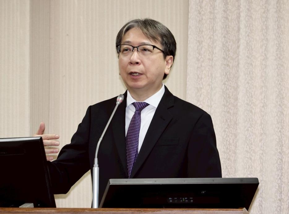 就在刚刚，

台“安全部门负责人”蔡明彦发表声明，

5月7日，针对赖清德斯威士