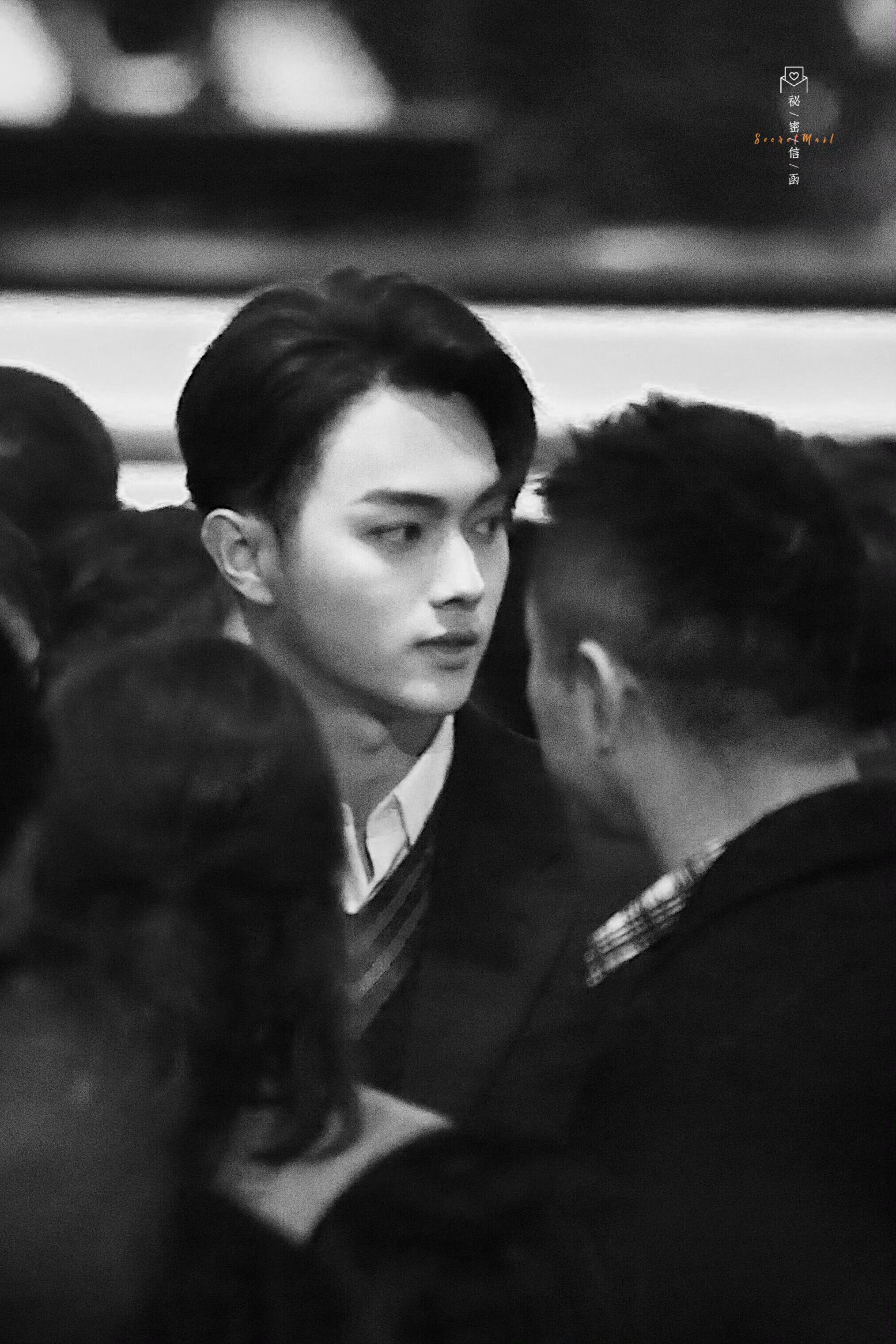 招魂三七分，招魂侧剃头