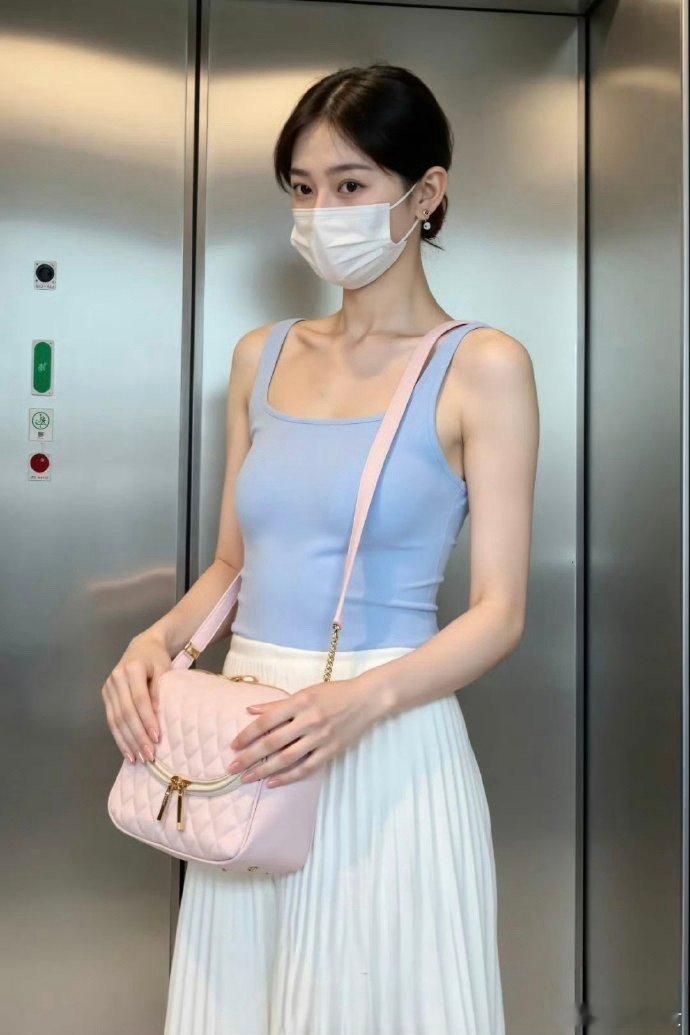 戴口罩和不带口罩的差别 ​​​
