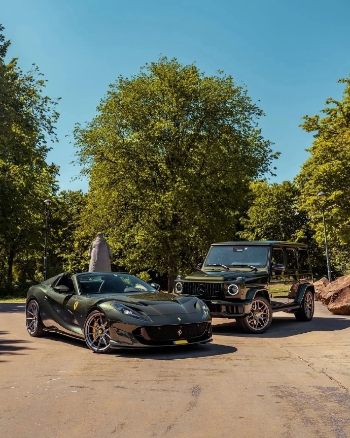 法拉利812 GTS和奔驰大G！你觉得这个配置怎么样？ 