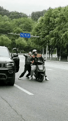 一年又不用上班了[捂脸][捂脸]