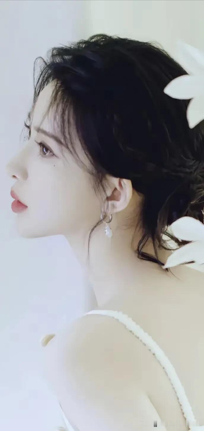 孟子义美图分享女星美照分享 美女明星照分享 明星壁纸写真 女明星照片分享 明星美