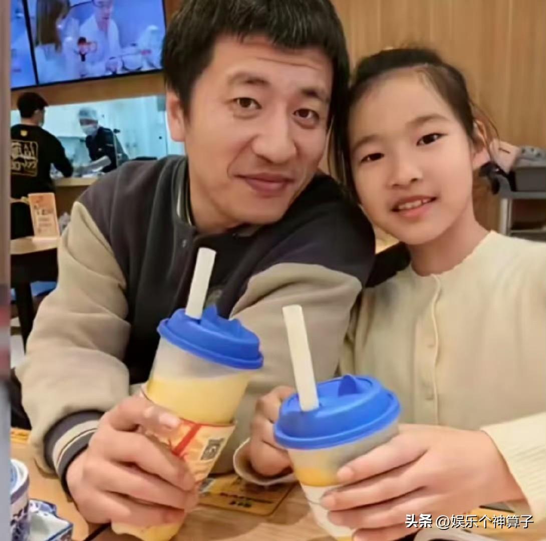 曝张雪峰已经立过遗嘱，遗产由女儿单独继承！
3月25日，有网友爆料，称张雪峰在2