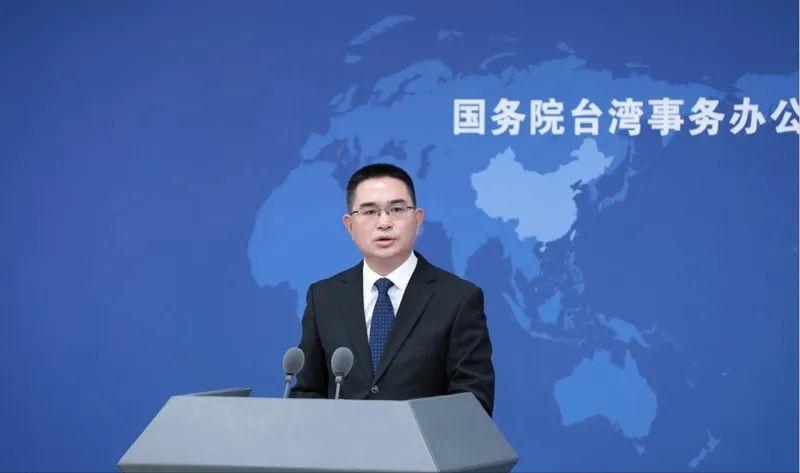 "台独"顽固分子刘世芳的外甥颜文群，近日被其任职的台资企业荣炭科技解除了在台湾总