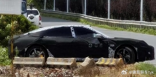 小米全新车型曝光小米全新车型这个侧面可以呀[馋嘴]挺帅！！大家猜猜这是SU几？大