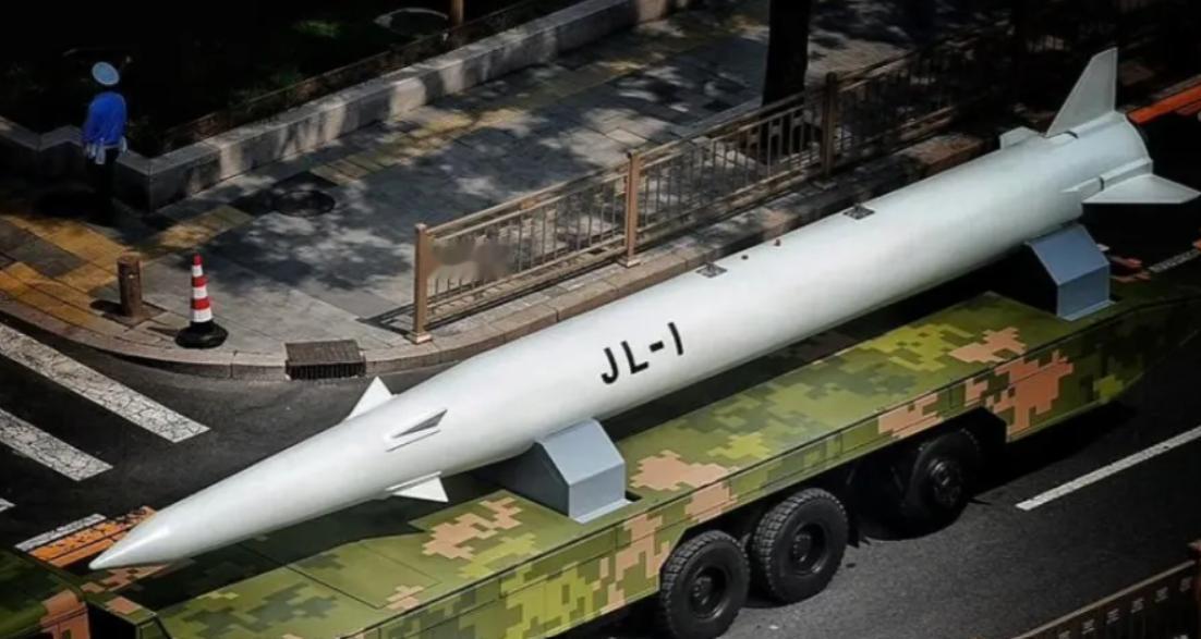 外网嘲讽中国缺空基核导弹？一枚惊雷直接打脸
不少老哥刷海外论坛总能看见一类刻板看