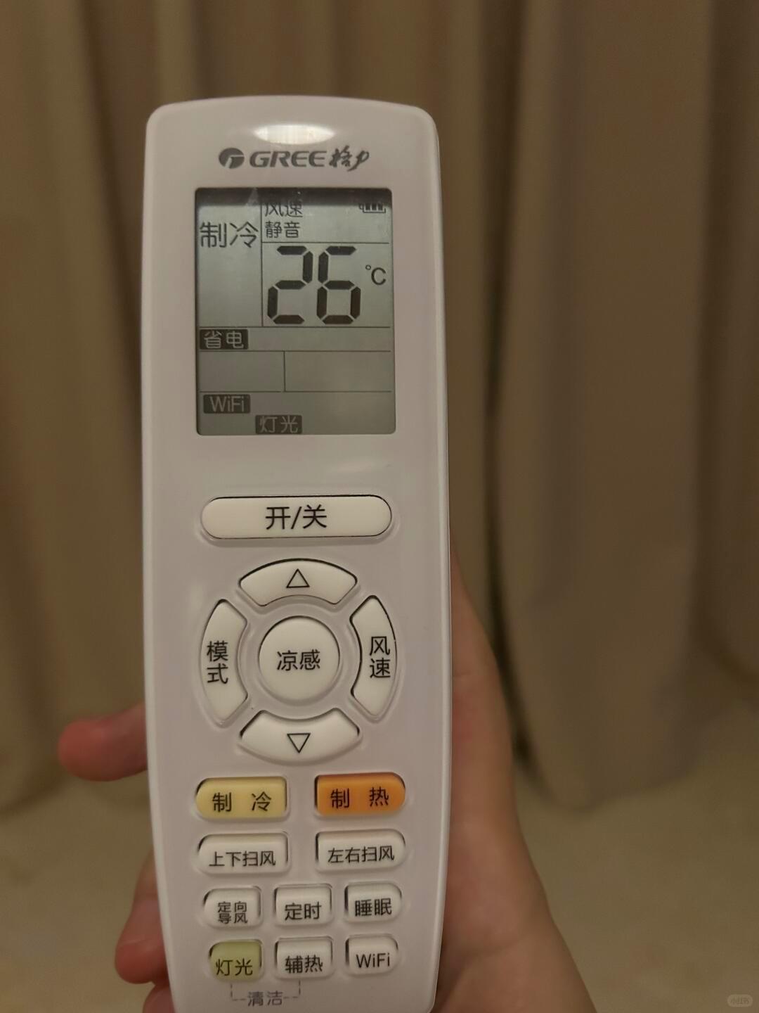 空调怎么用最省电 是不是很多人都觉得，空调省电=硬忍着不开😂但其实真正费电的，