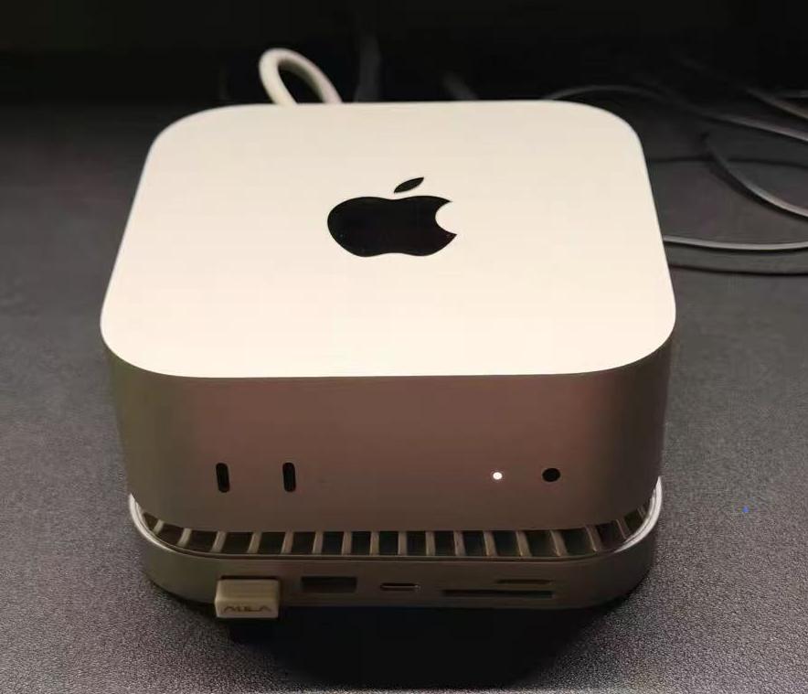 苹果的上一代Mac mini M4还能卖出接近3500以上的价格，这真的很离谱~