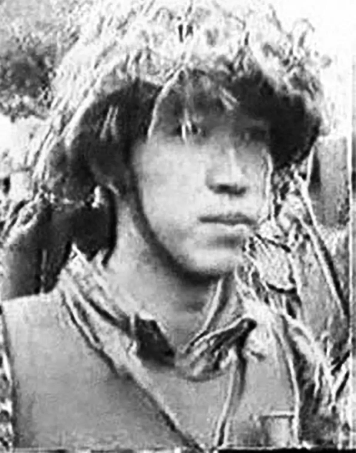 1987年1月，老山167高地，11名敢死队员在敌人眼皮底下潜伏25小时后，发动